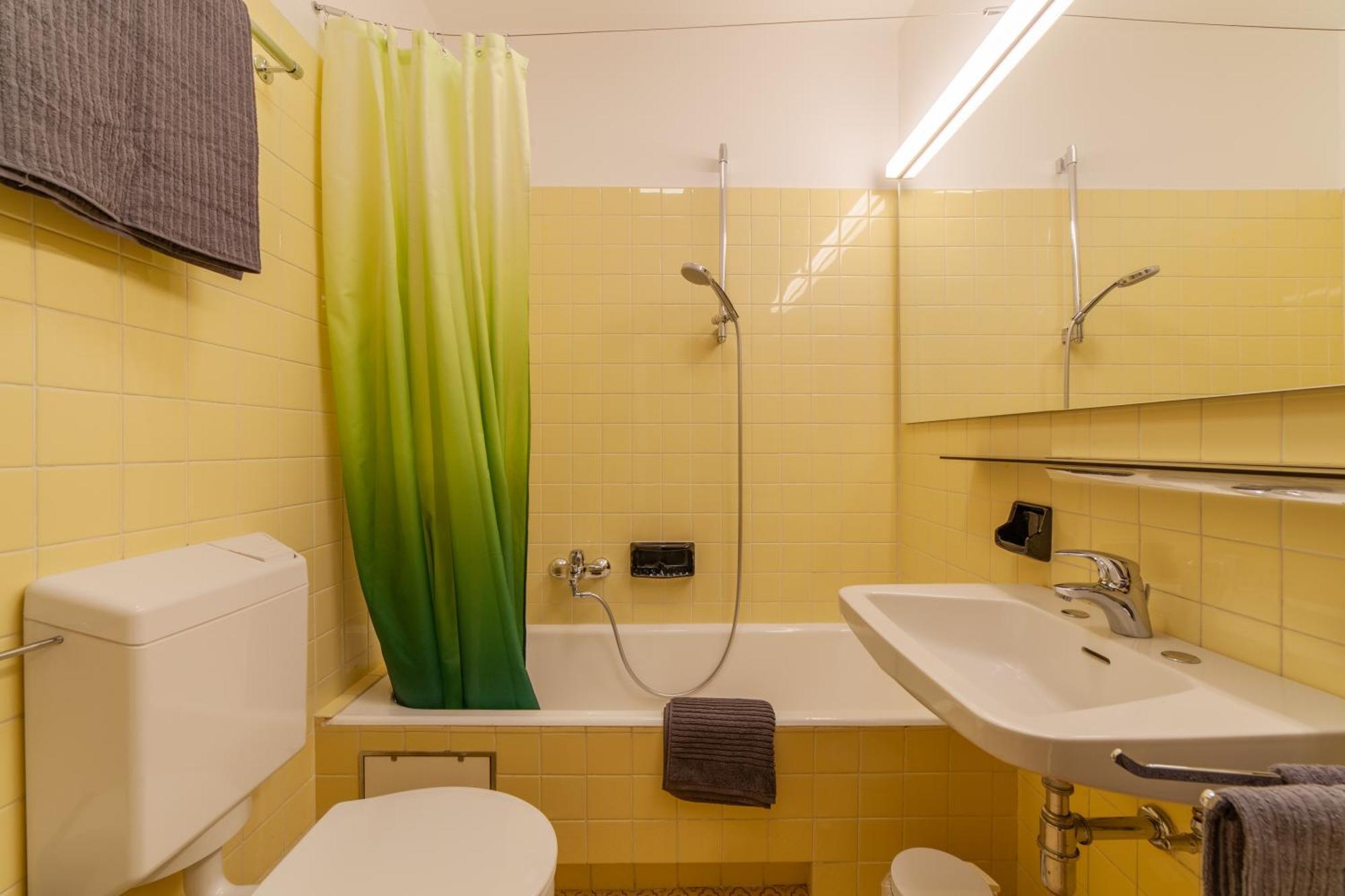 Amarillo Apartment Merano Bagian luar foto